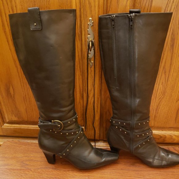 Aerosoles Leather expandable Boots! GUC! - Picture 3 of 14